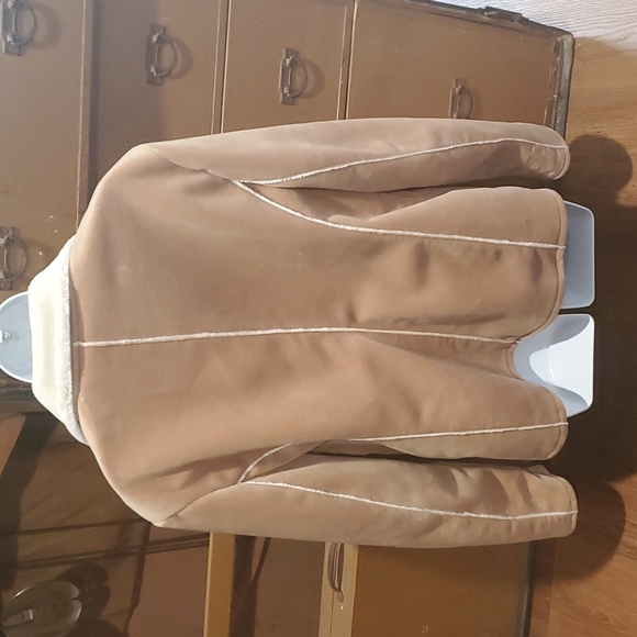 MULBERRY STREET coat.    #4653 - Picture 6 of 8